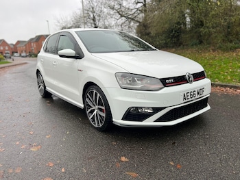 Used Volkswagen Polo 2016 for sale - 76597156: Photo