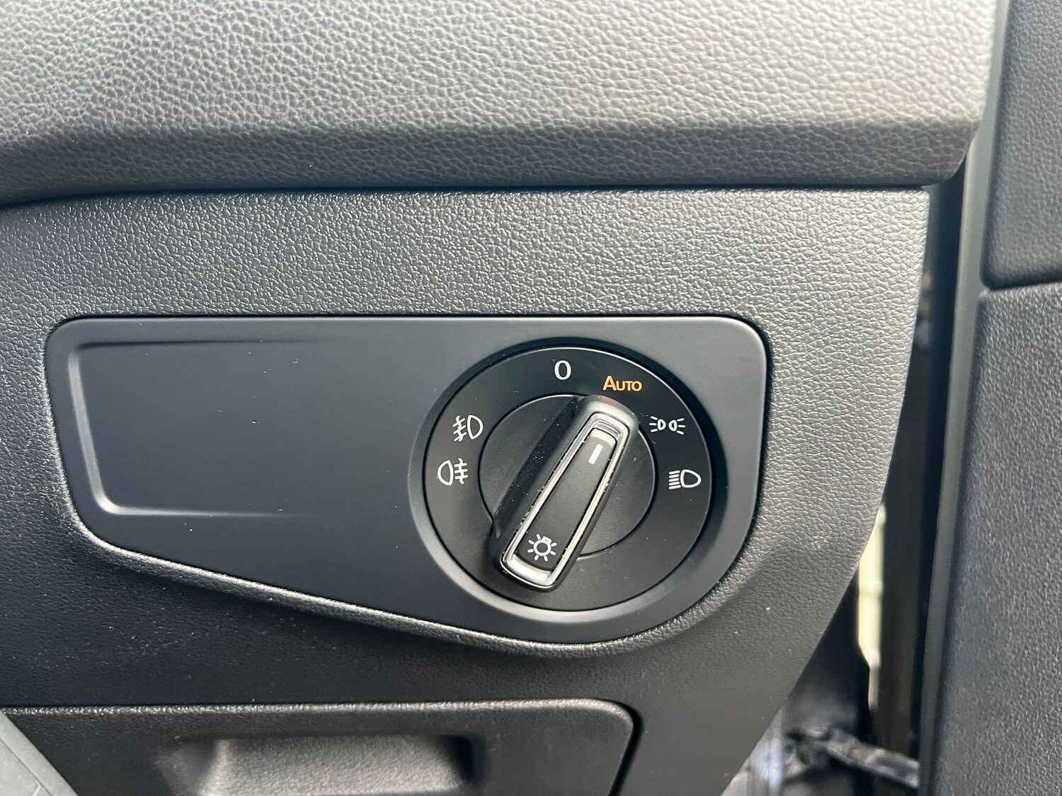 Used Volkswagen Tiguan 2018 for sale - 77909306: Photo 30