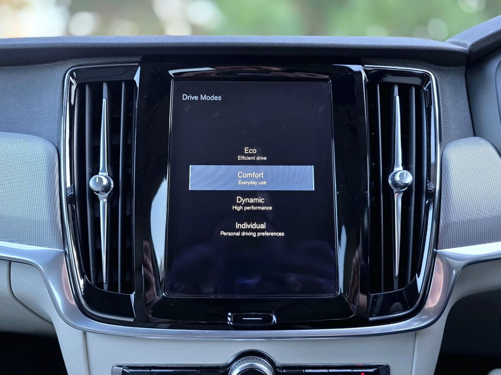 Used Volvo S90 2016 for sale - 76665714: Photo 23