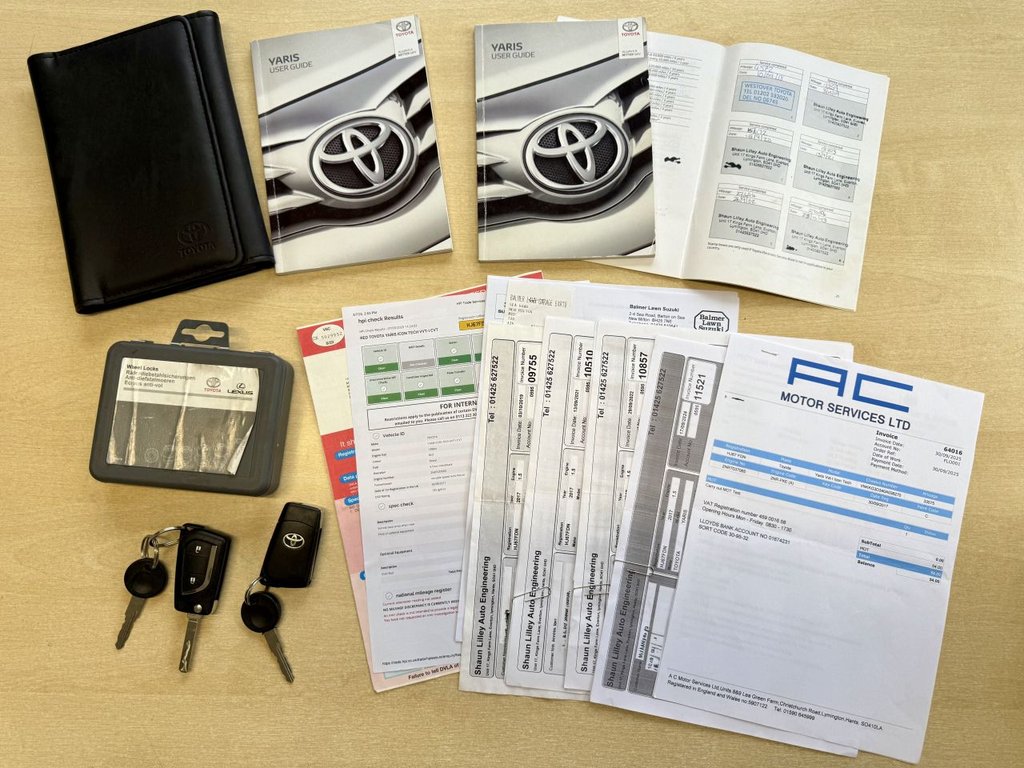 Used Toyota Yaris 2017 for sale - 76496347: Photo 18