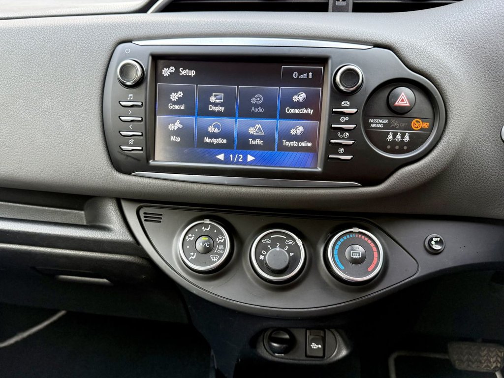 Used Toyota Yaris 2017 for sale - 76496347: Photo 23