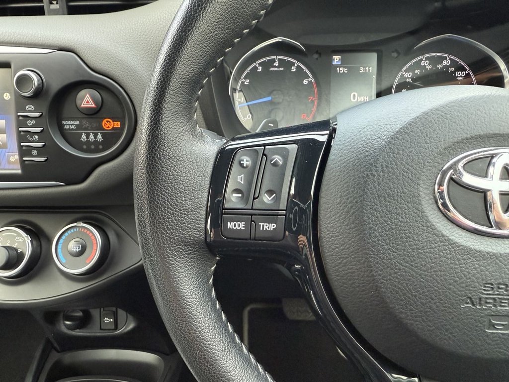 Used Toyota Yaris 2017 for sale - 76496347: Photo 29