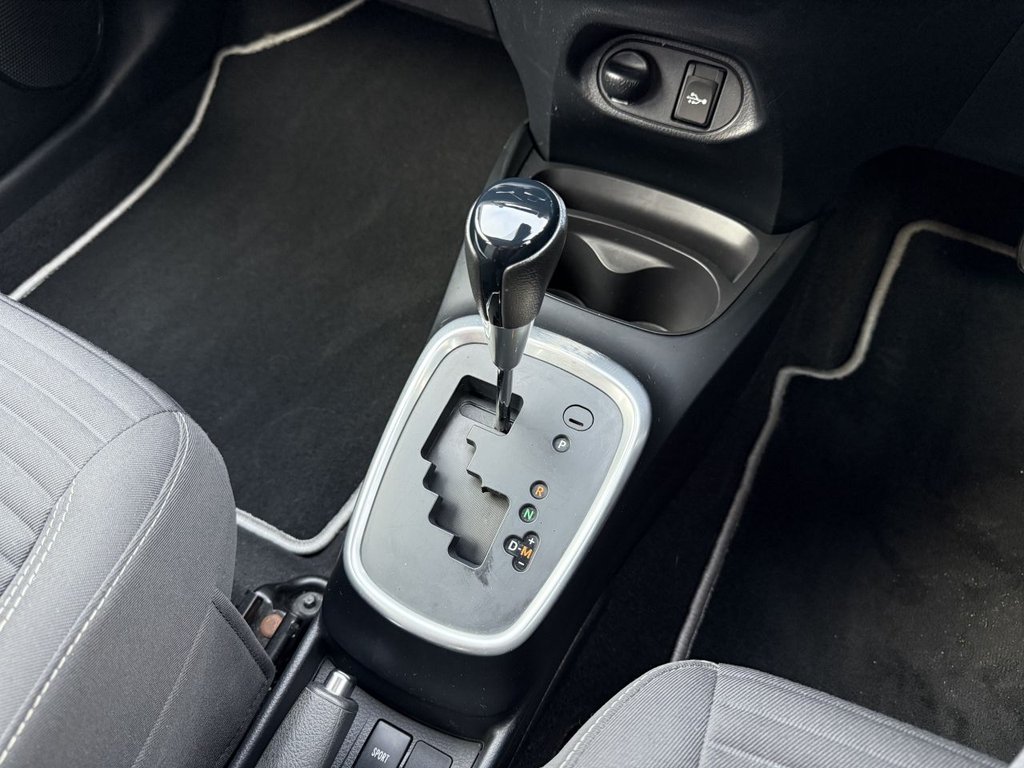 Used Toyota Yaris 2017 for sale - 76496347: Photo 31