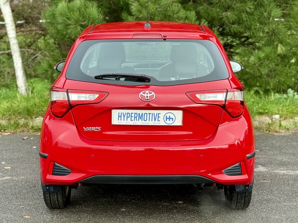 Used Toyota Yaris 2017 for sale - 76496347: Photo 4