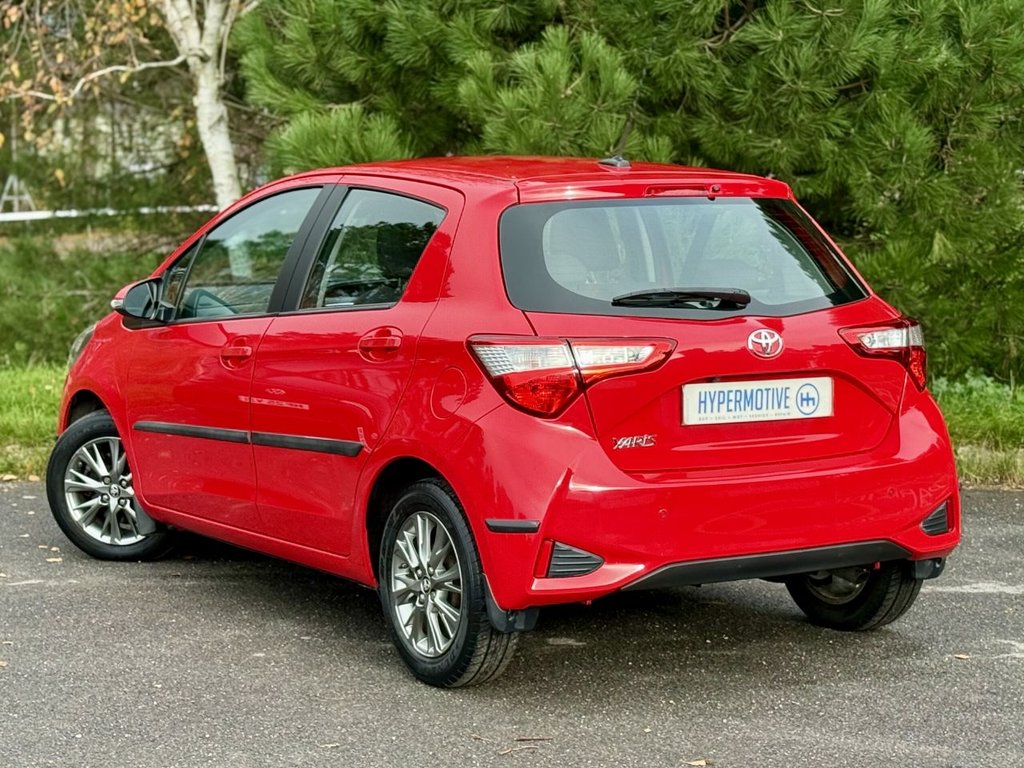 Used Toyota Yaris 2017 for sale - 76496347: Photo 5