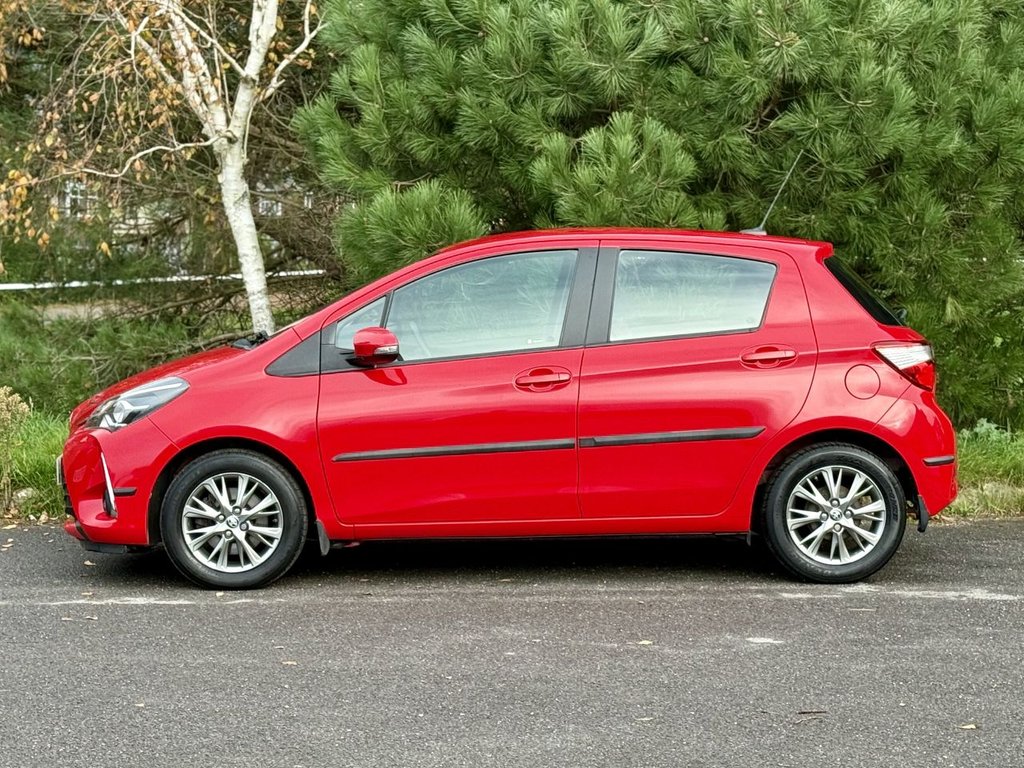 Used Toyota Yaris 2017 for sale - 76496347: Photo 6