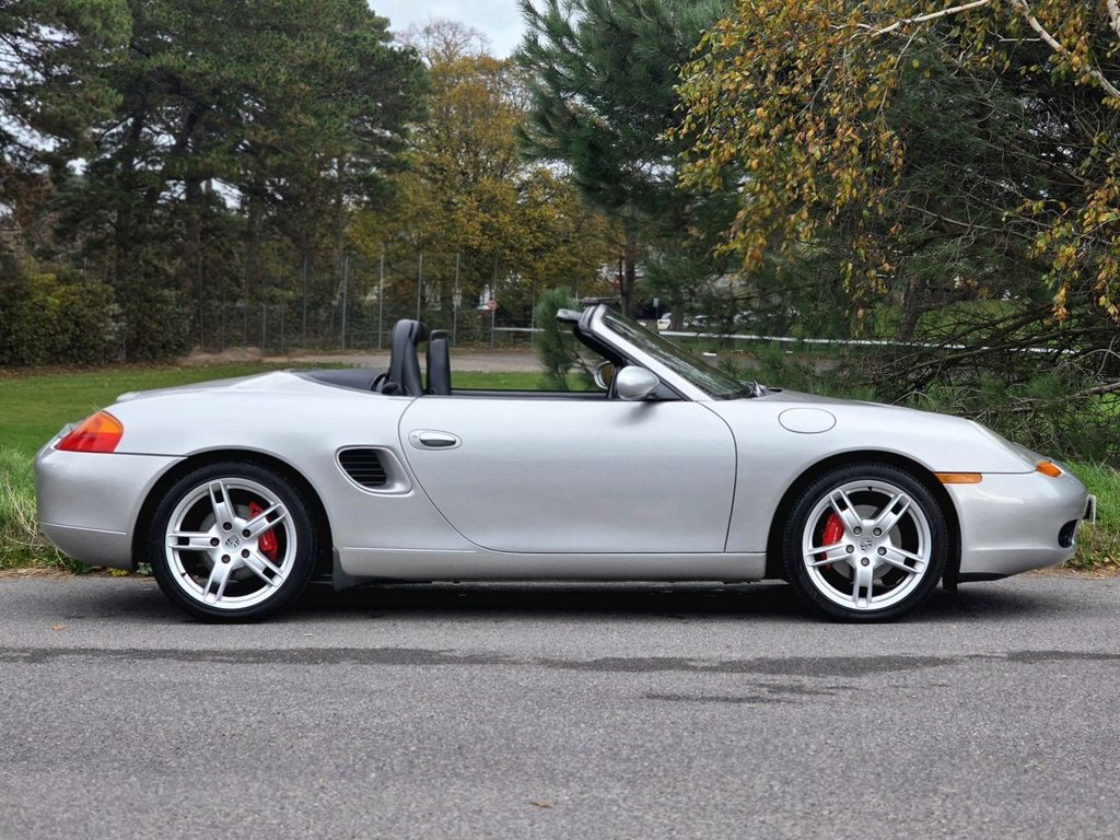 Used Porsche Boxster 2000 for sale - 76417910: Photo 2