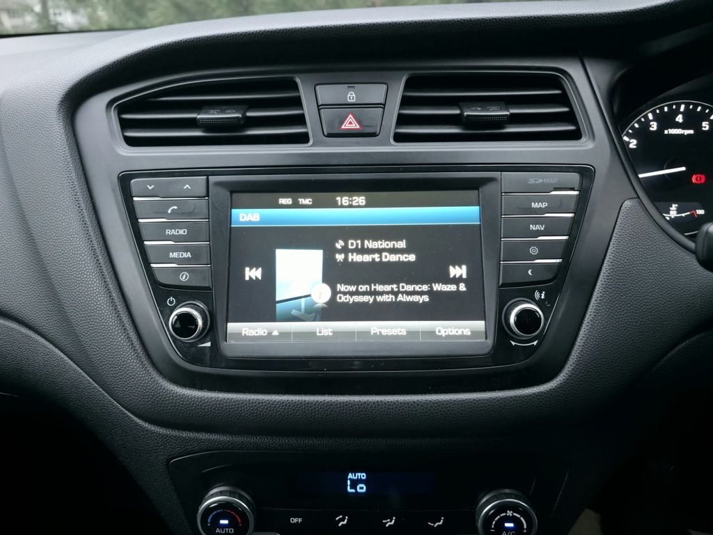 Used Hyundai i20 2015 for sale - 77327991: Photo 23