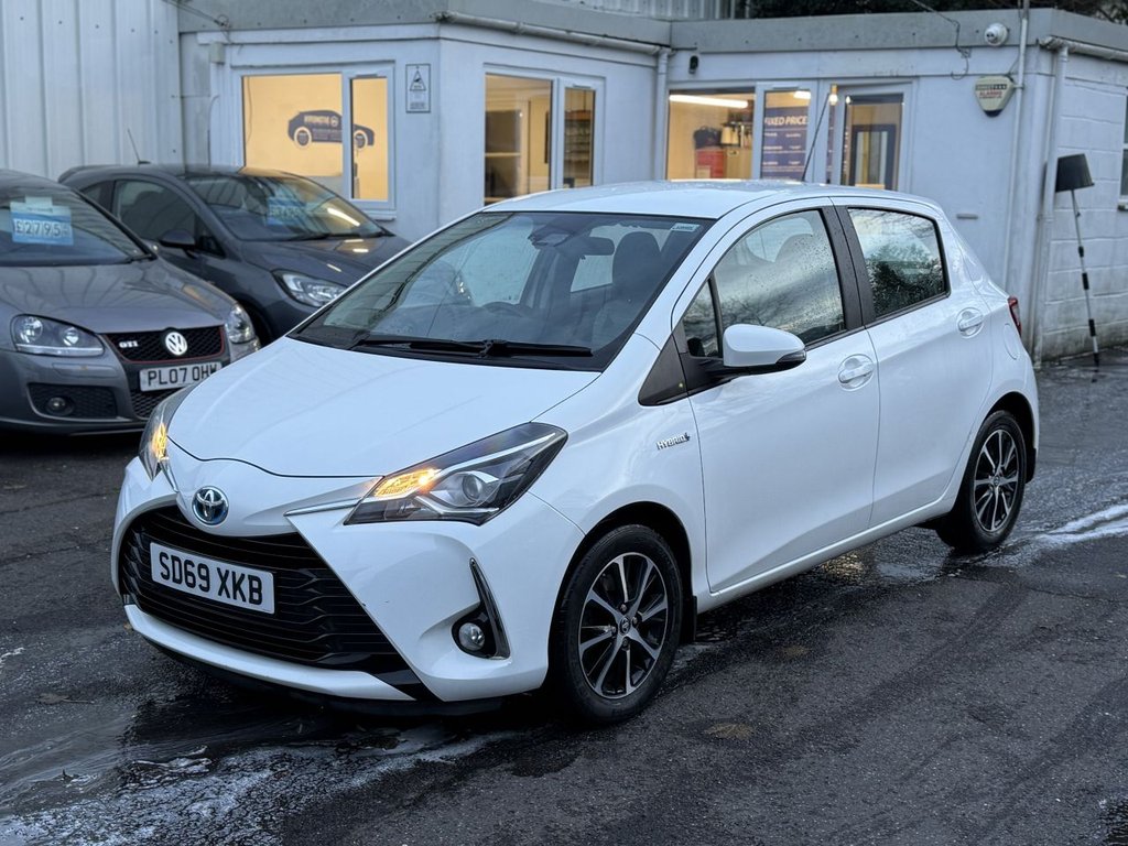 Used Toyota Yaris 2019 for sale - 76848405: Photo 2