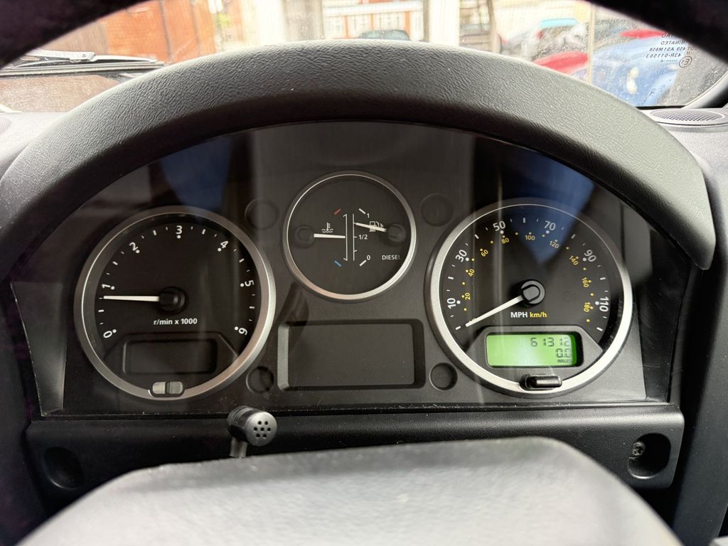 Used Land Rover Defender 2014 for sale - 77792142: Photo 13