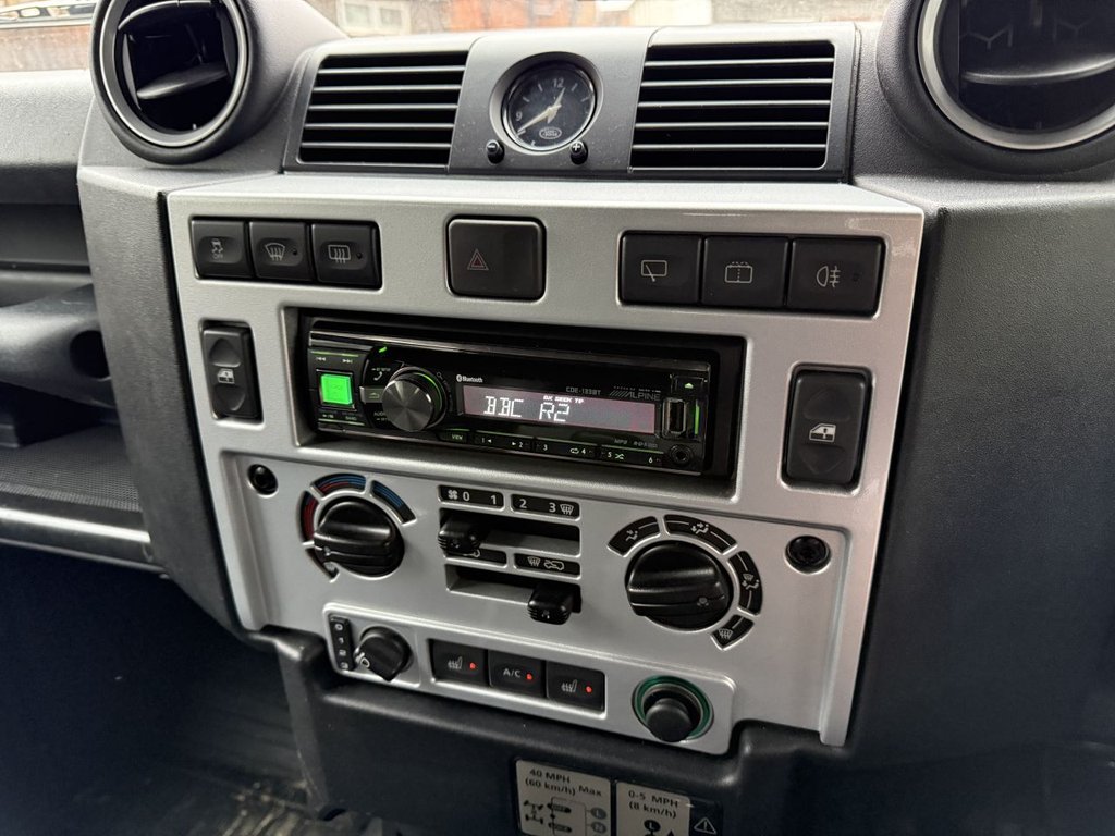 Used Land Rover Defender 2014 for sale - 77792142: Photo 14