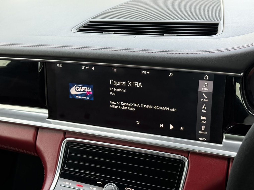 Used Porsche Panamera 2017 for sale - 77765550: Photo 17