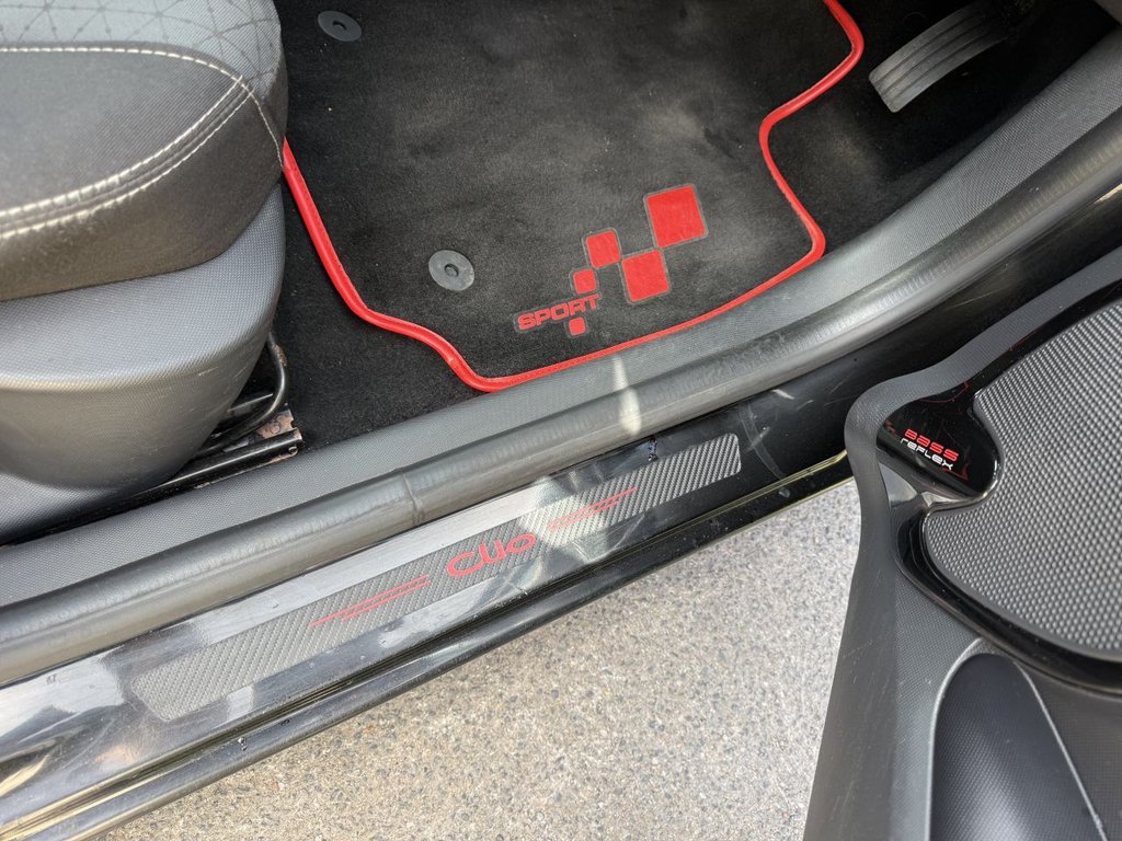 Used Renault Clio 2014 for sale - 78212989: Photo 29