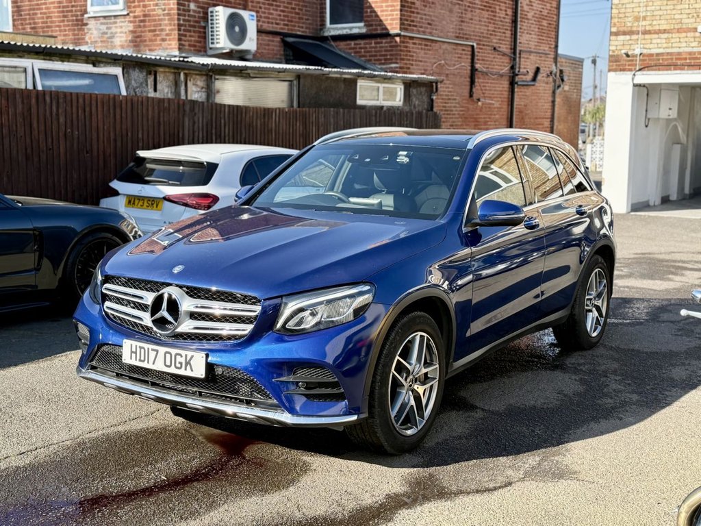 Used Mercedes-Benz GLC 2017 for sale - 77953264: Photo 2
