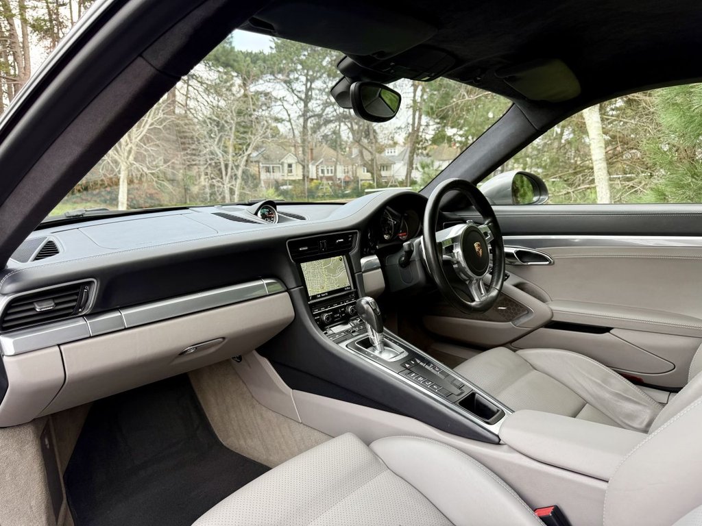 Used Porsche 911 2013 for sale - 76900822: Photo 11