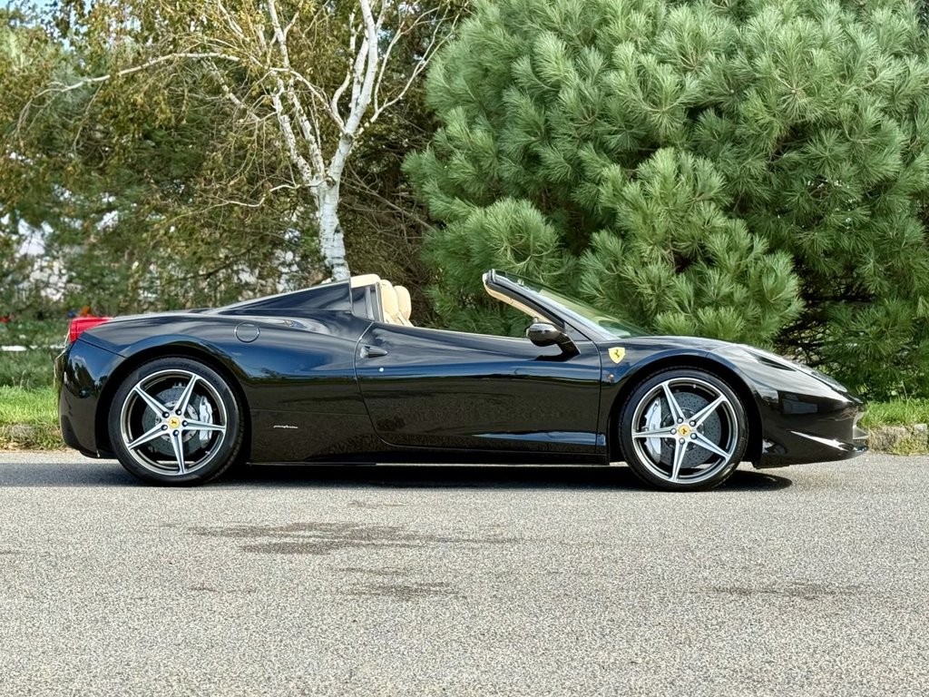 Used Ferrari 458 2012 for sale - 76368129: Photo 2