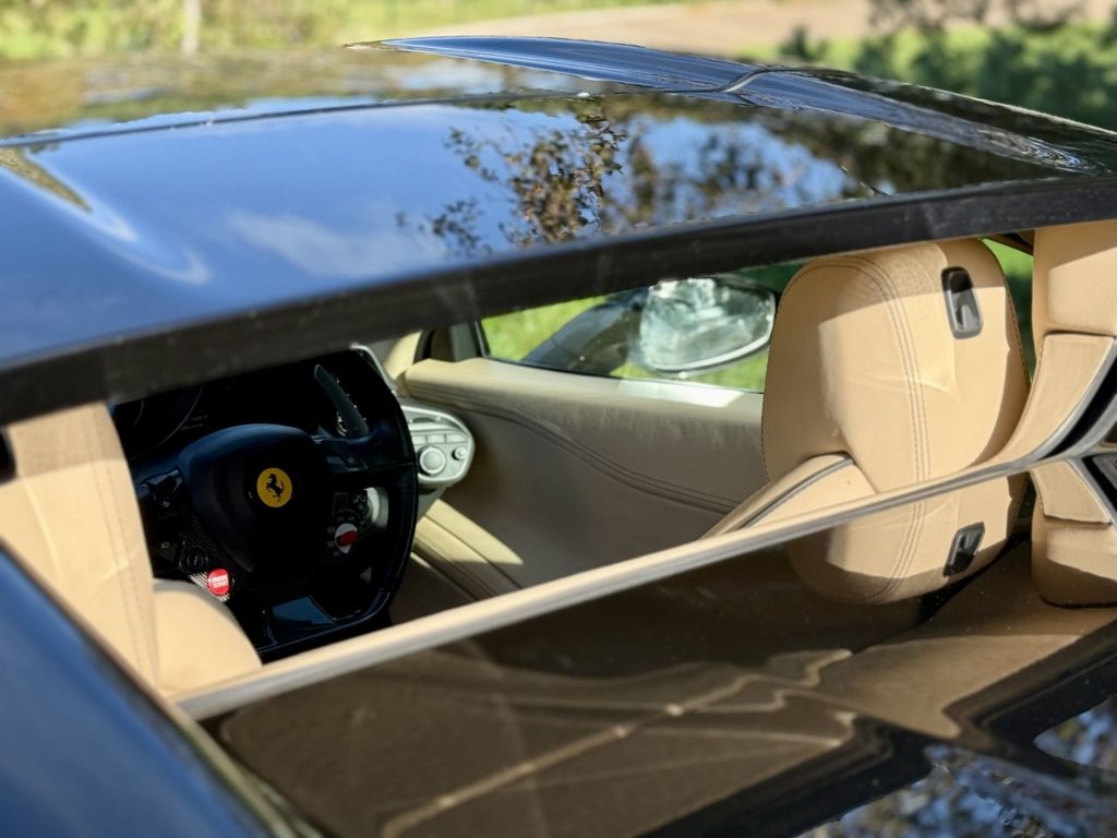 Used Ferrari 458 2012 for sale - 76368129: Photo 28