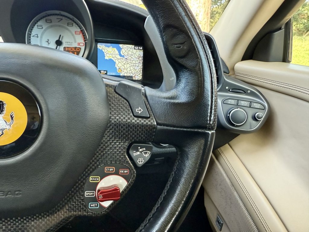 Used Ferrari 458 2012 for sale - 76368129: Photo 32