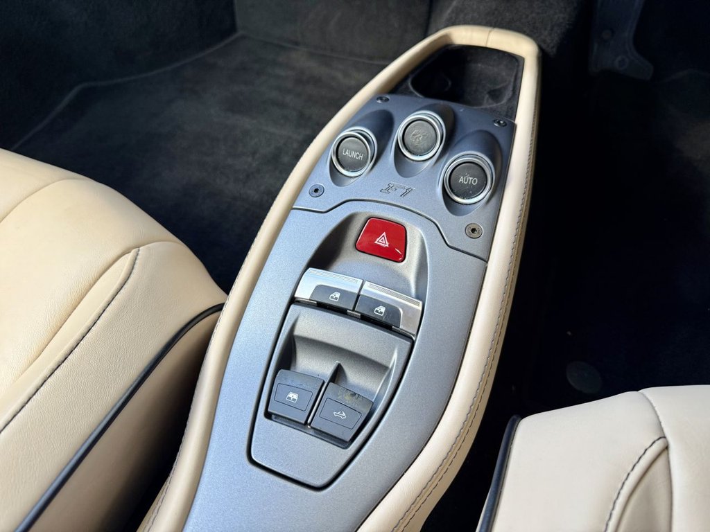 Used Ferrari 458 2012 for sale - 76368129: Photo 35