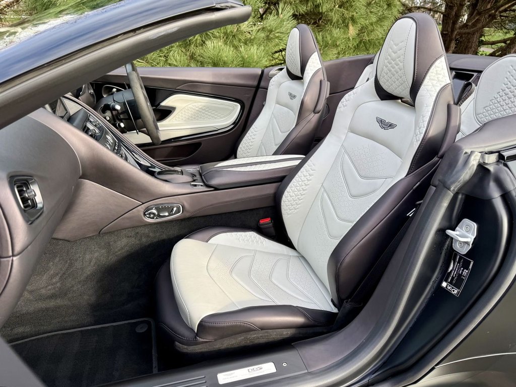 Used Aston Martin DBS 2022 for sale - 77614243: Photo 13