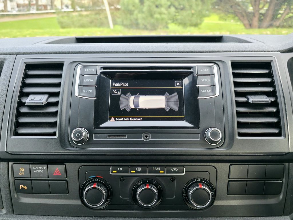 Used Volkswagen Transporter Shuttle 2019 for sale - 77452085: Photo 18