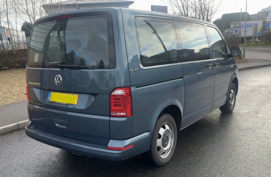 Used Volkswagen Transporter Shuttle 2019 for sale - 77452085: Photo 2