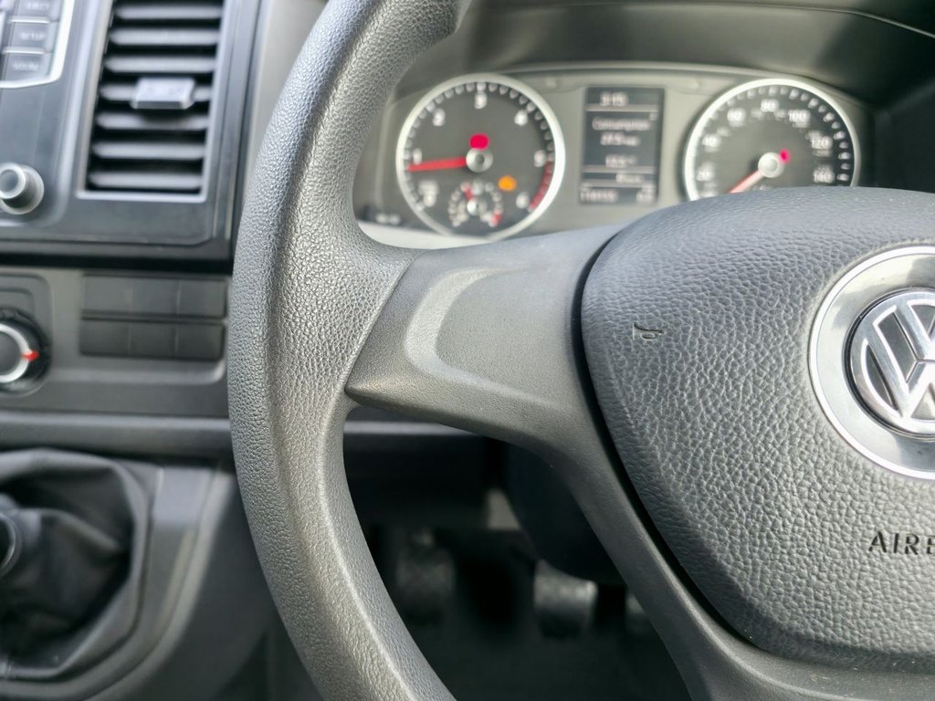 Used Volkswagen Transporter Shuttle 2019 for sale - 77452085: Photo 21