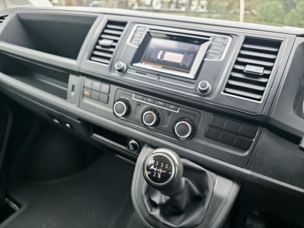 Used Volkswagen Transporter Shuttle 2019 for sale - 77452085: Photo 22