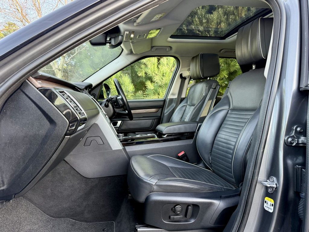 Used Land Rover Discovery 2017 for sale - 76934482: Photo 12