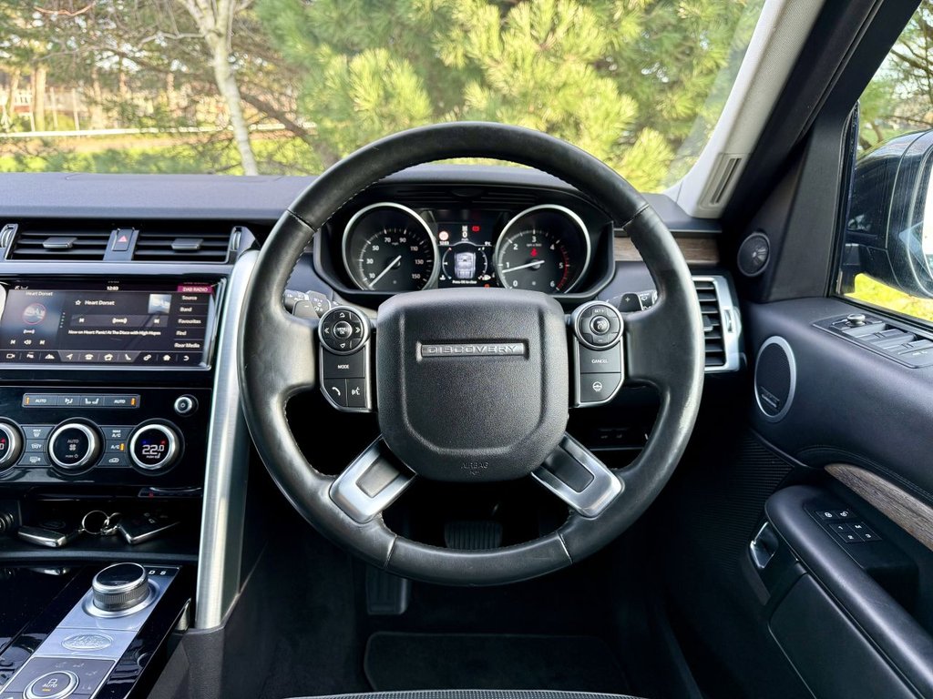 Used Land Rover Discovery 2017 for sale - 76934482: Photo 15