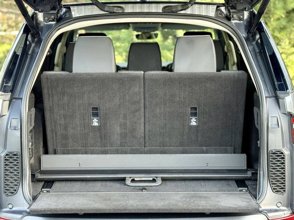 Used Land Rover Discovery 2017 for sale - 76934482: Photo 30