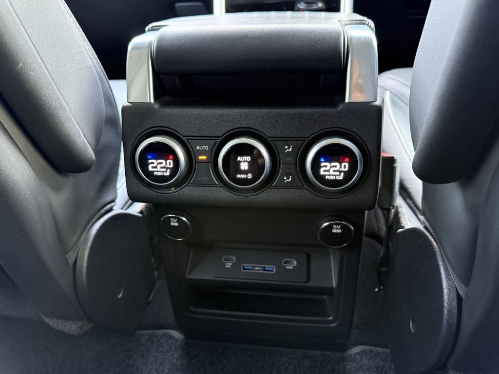 Used Land Rover Discovery 2017 for sale - 76934482: Photo 34