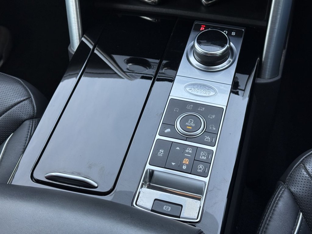 Used Land Rover Discovery 2017 for sale - 76934482: Photo 38