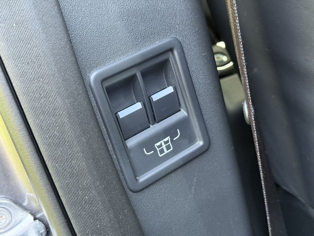 Used Land Rover Discovery 2017 for sale - 76934482: Photo 44