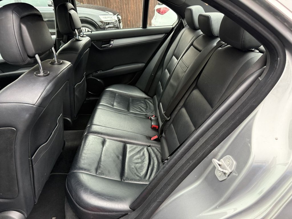 Used Mercedes-Benz C Class 2010 for sale - 76406309: Photo 7