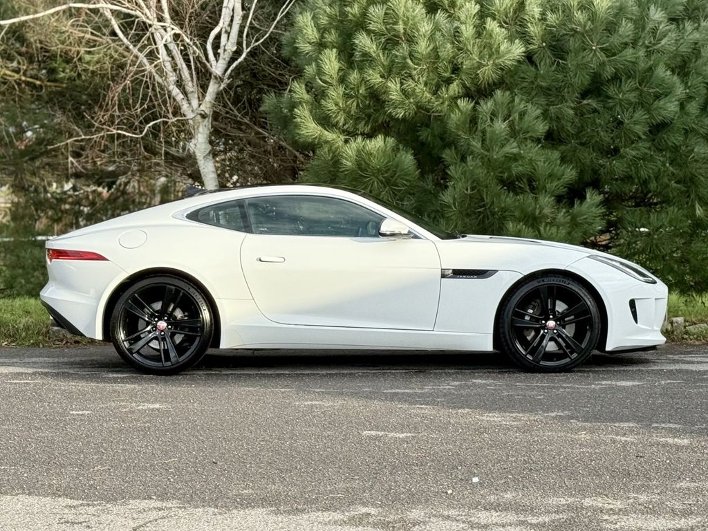 Used Jaguar F-Type 2014 for sale - 77133570: Photo 2