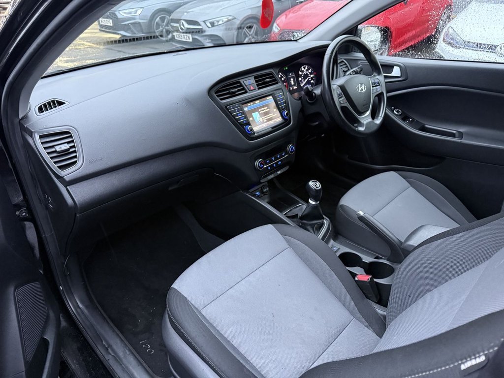 Used Hyundai i20 2015 for sale - 77313483: Photo 5