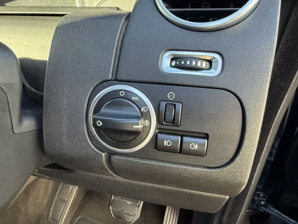 Used Land Rover Discovery 2012 for sale - 78083082: Photo 26