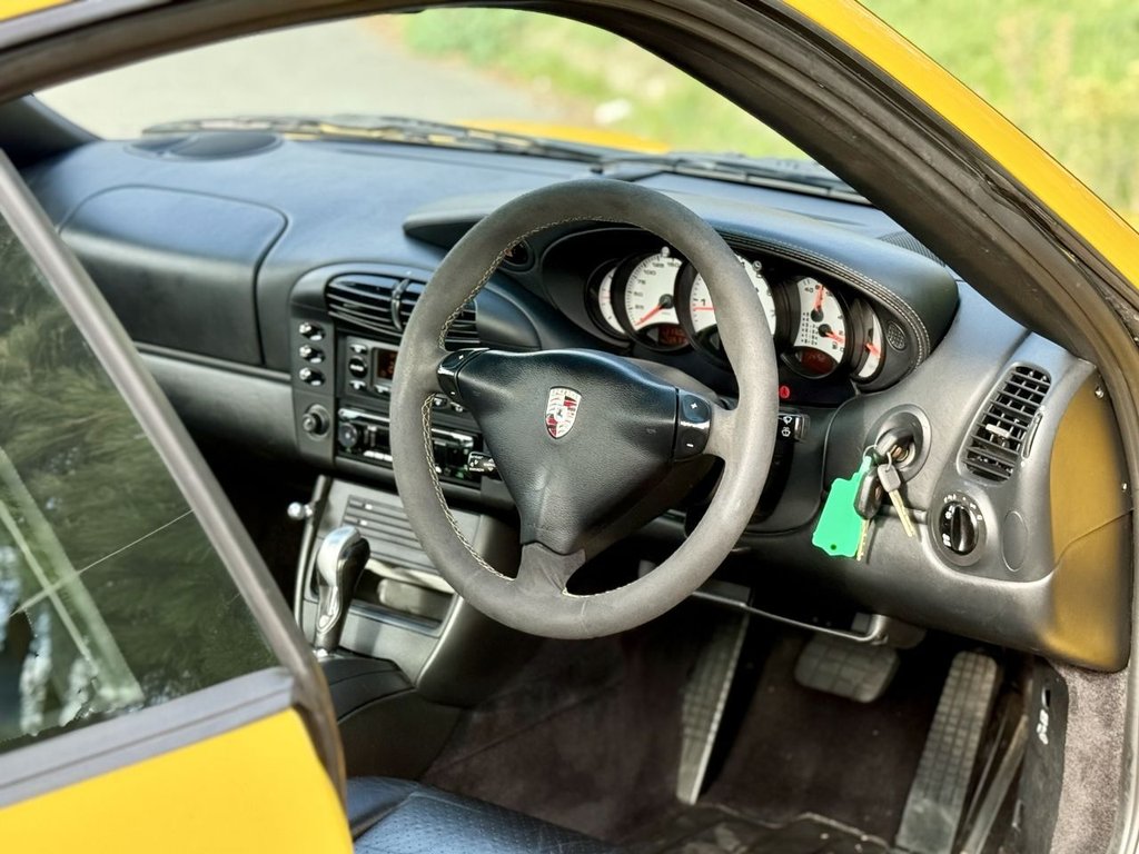 Used Porsche 911 2002 for sale - 77849921: Photo 34