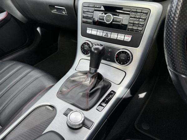 Used Mercedes-Benz SLK 2015 for sale - 75692947: Photo 17