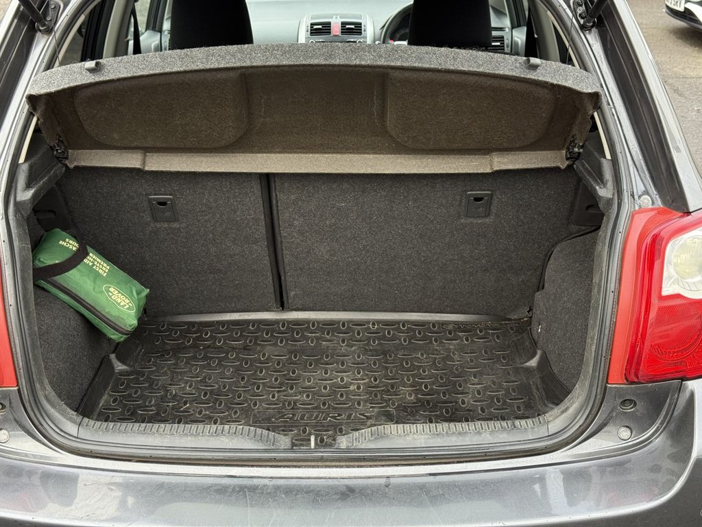 Used Toyota Auris 2010 for sale - 77236412: Photo 8