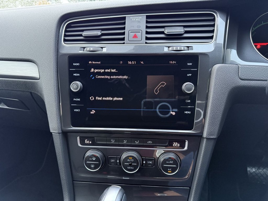 Used Volkswagen Golf 2019 for sale - 76430357: Photo 21