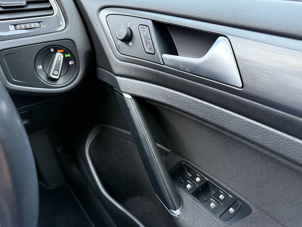 Used Volkswagen Golf 2019 for sale - 76430357: Photo 33