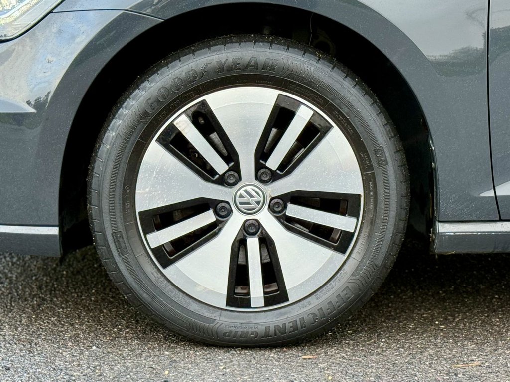 Used Volkswagen Golf 2019 for sale - 76430357: Photo 9