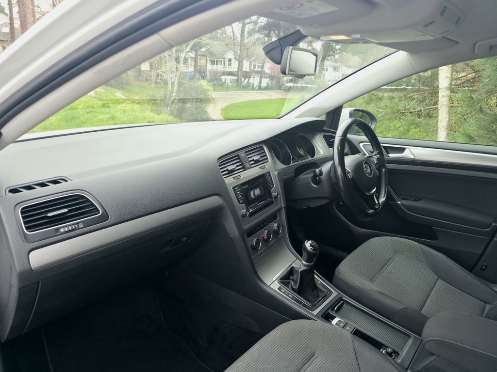 Used Volkswagen Golf 2015 for sale - 77632039: Photo 11