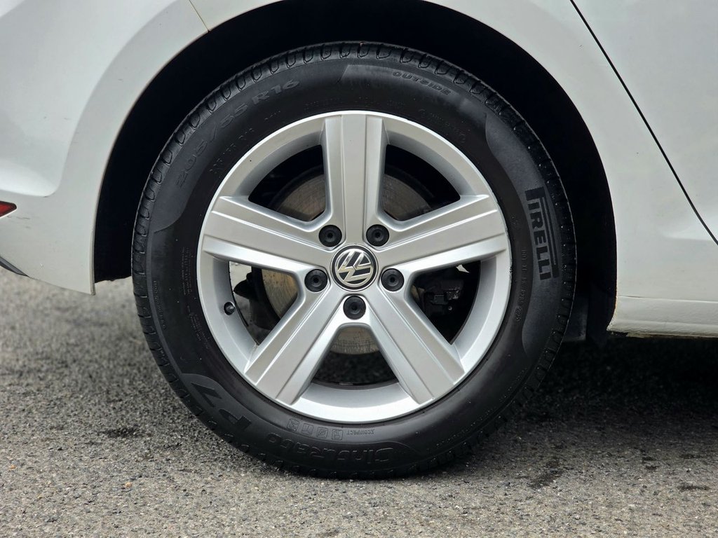 Used Volkswagen Golf 2015 for sale - 77632039: Photo 23