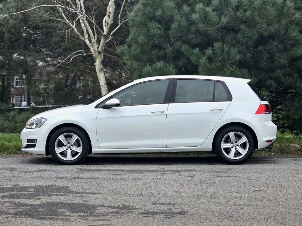 Used Volkswagen Golf 2015 for sale - 77632039: Photo 6