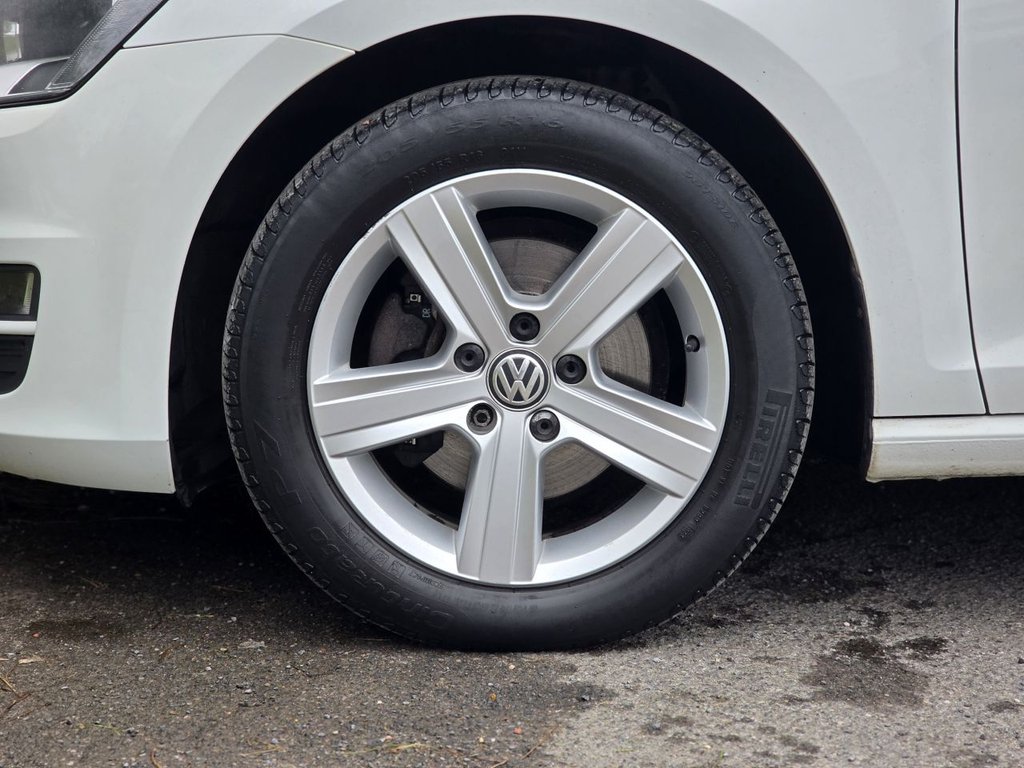 Used Volkswagen Golf 2015 for sale - 77632039: Photo 9