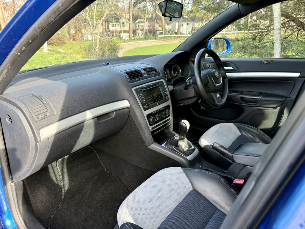 Used Skoda Octavia 2010 for sale - 77507390: Photo 10