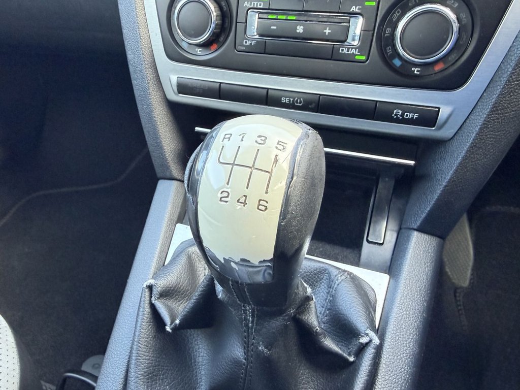 Used Skoda Octavia 2010 for sale - 77507390: Photo 21